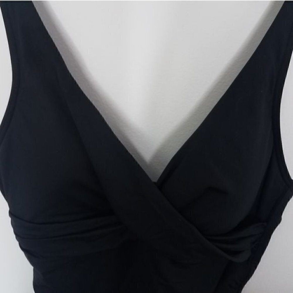 Sealevel Essentials Cross Front Multifit One Piece Black 6 NWOT - Picture 7 of 13